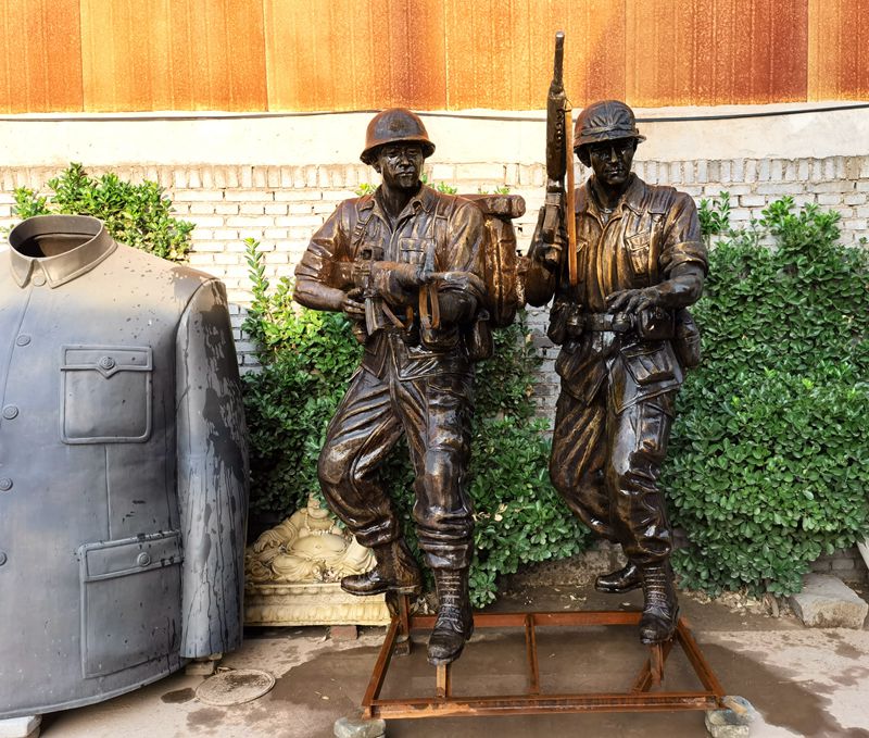 bronze soldiers