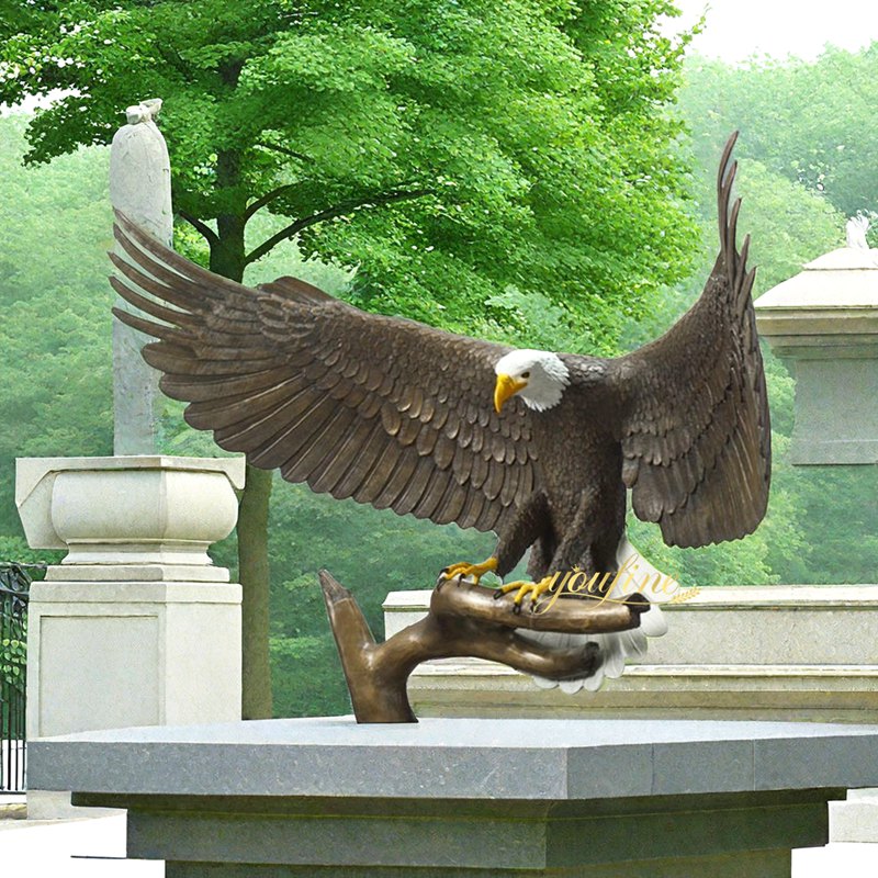 lifesize garden eagle statue