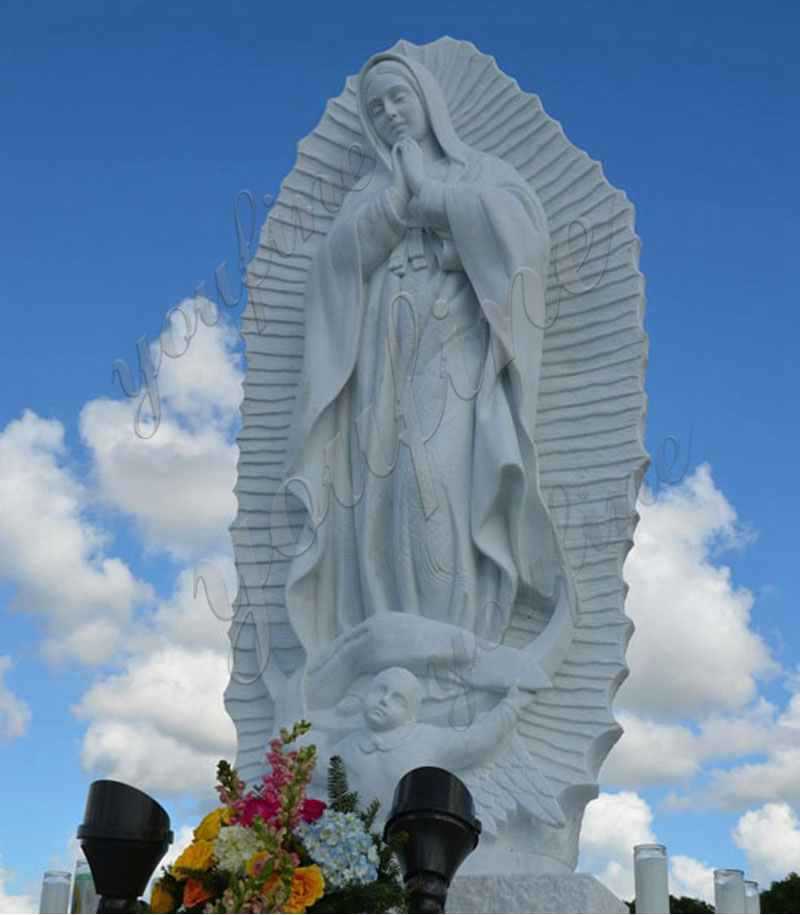 virgin mary statue outdoor