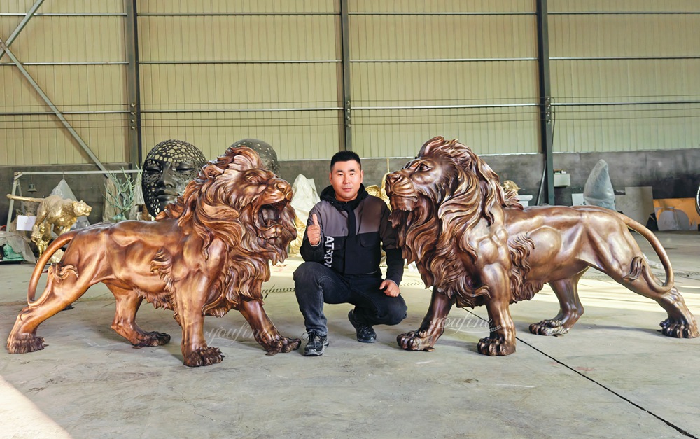 magnificent Bronze Walking Lion Statue with qc in factory