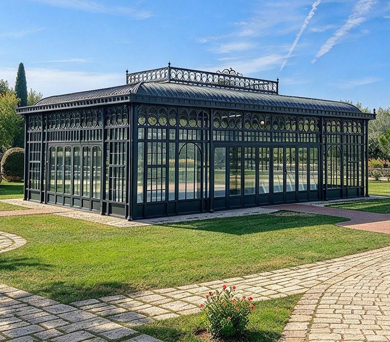 Modernes, maßgefertigtes Gewächshaus aus Schmiedeeisen für den Park