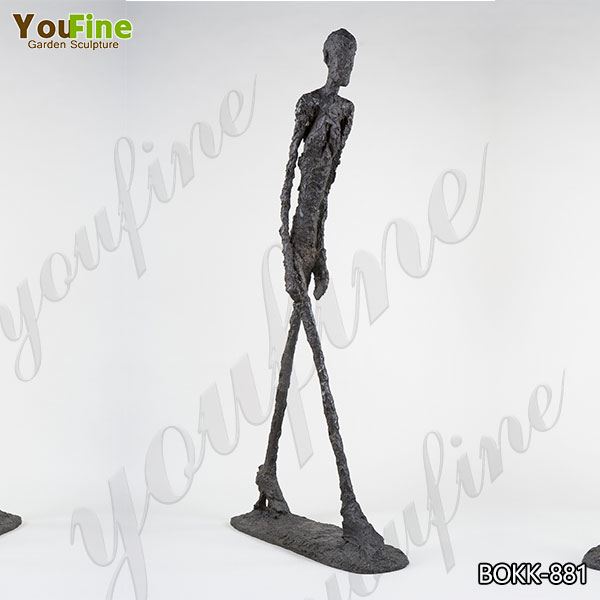 Abstract Giacometti's Bronzen Lopende Man Sculptuur