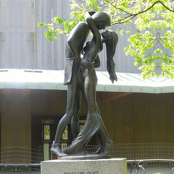 Famous Life Size Romeo and Juliet Bronze Statue for Sale BOKK-894