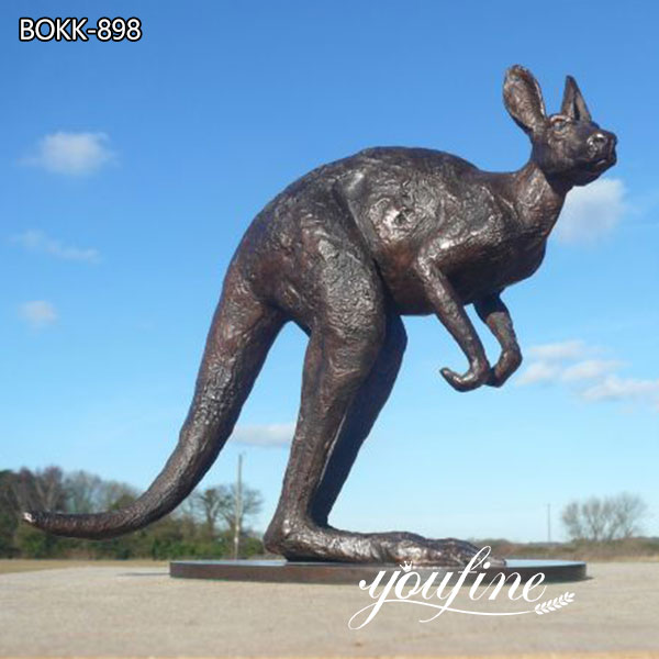 Outdoor Bronze kangaroo Garden Sculpture