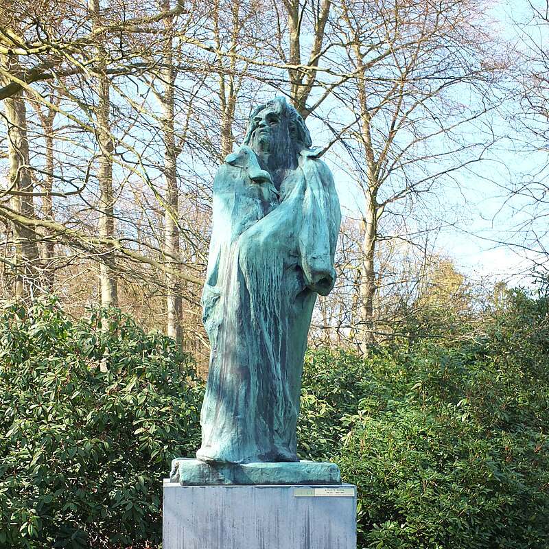 balzac statue