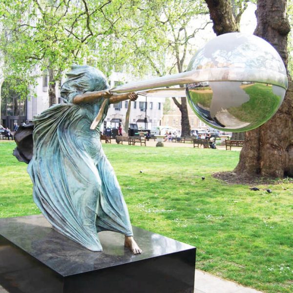 lorenzo-quinn-force-of-nature-bronze-woman-playing-ball-sculpture-2