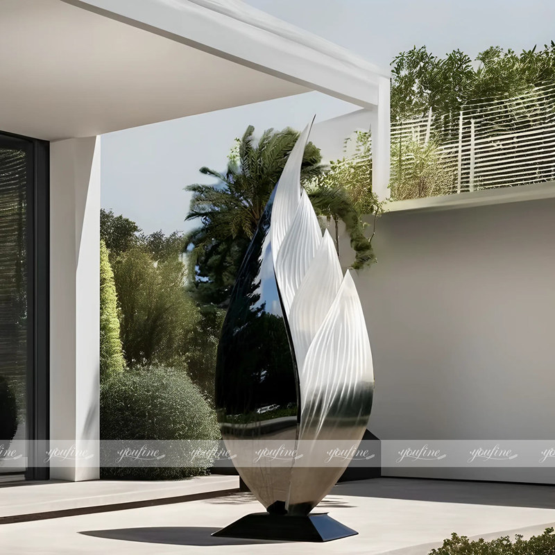 mirror steel sculpture