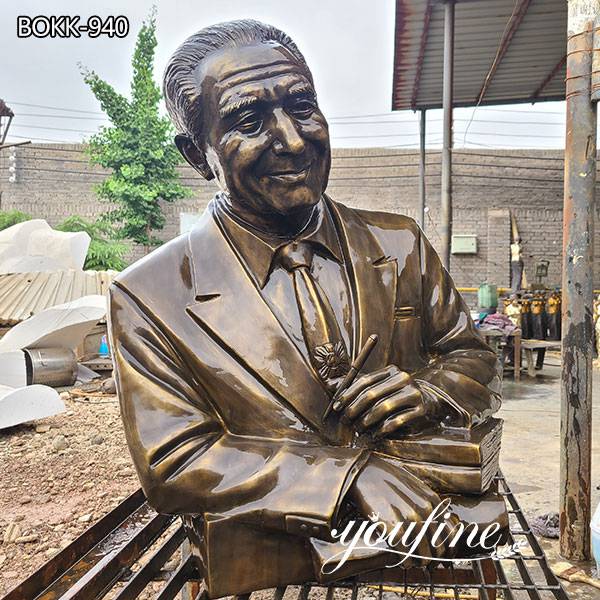 Decorative Custom Made Bronze Bust Man Statue for Sale