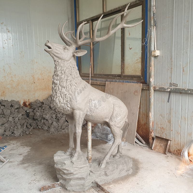 outdoor elk sculpture clay model