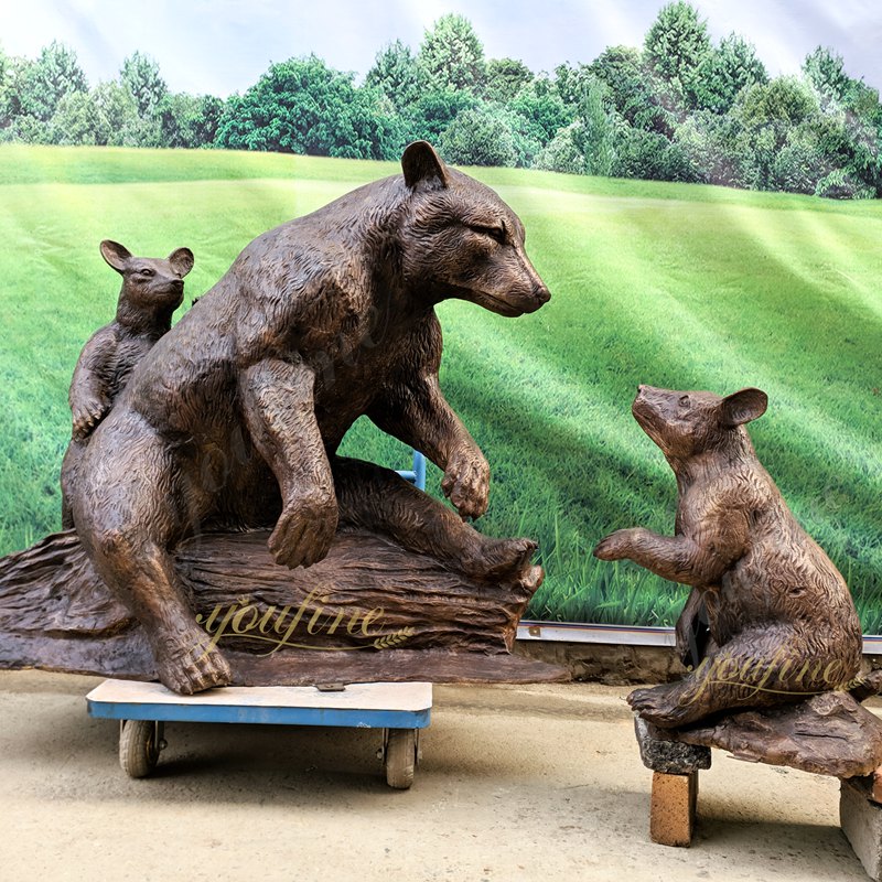 Bear Family Statue art