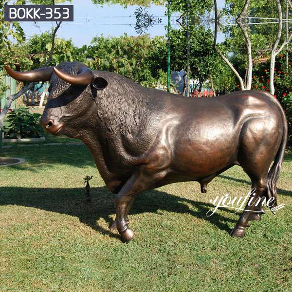 Farm Decoration Bronze Outdoor Cow Statue