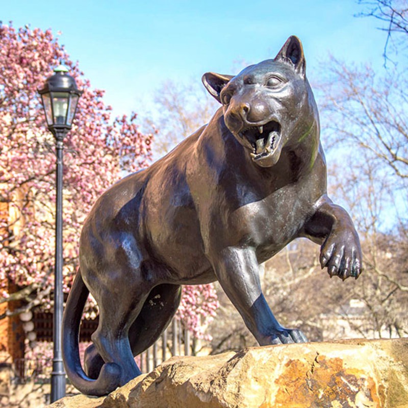 life size leopard statue