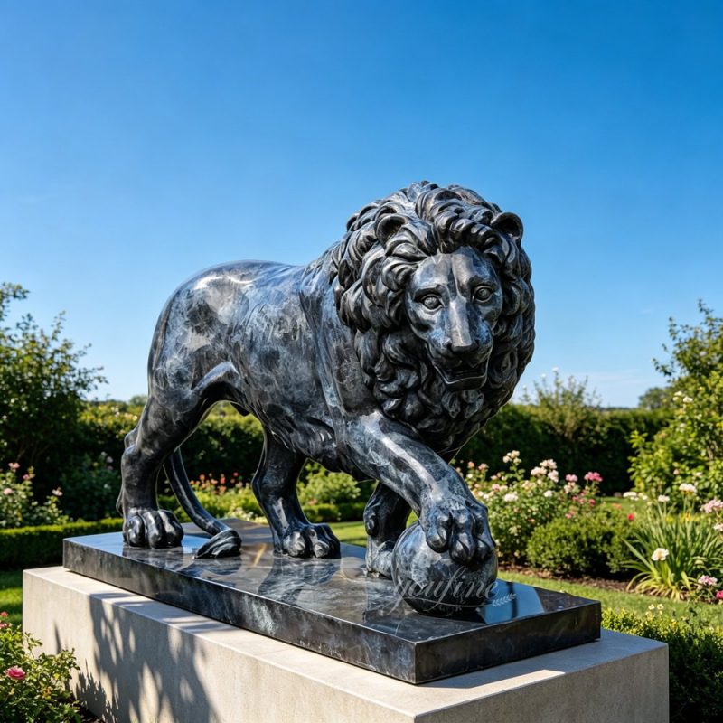 Custom Patina Bronze Lion Holding Ball Statue for garden