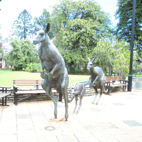 life size kangaroo statue