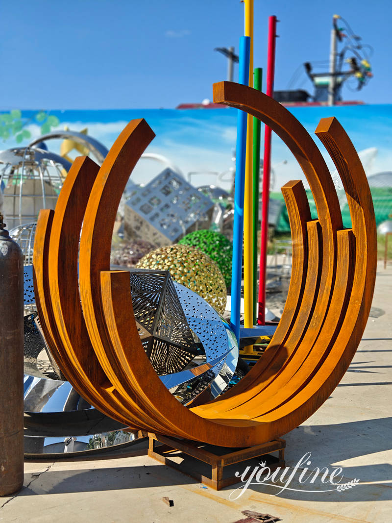corten steel ring sculpture made by YouFine
