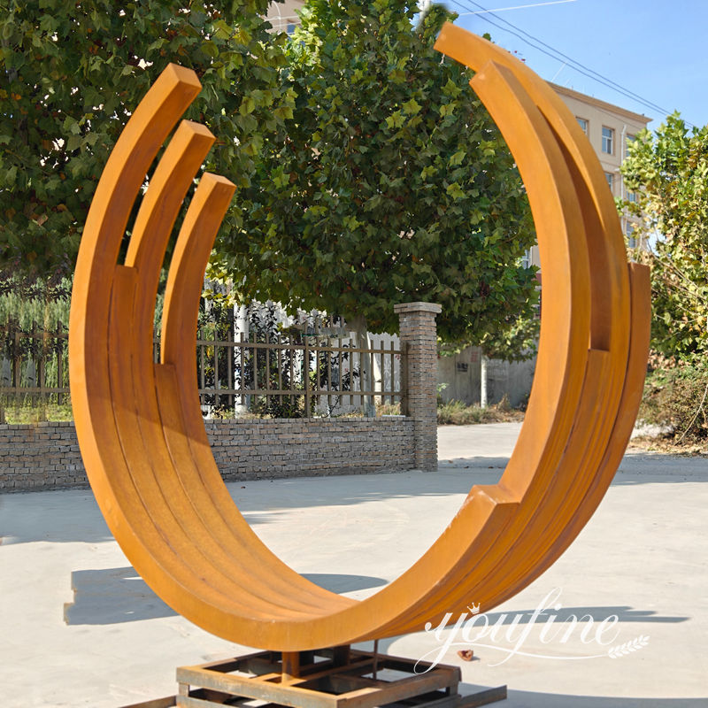 rusty steel ring sculpture