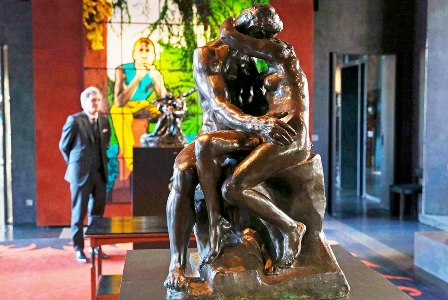 Rodin's 'the Kiss