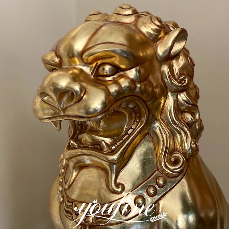 Gold Lion Statue Description