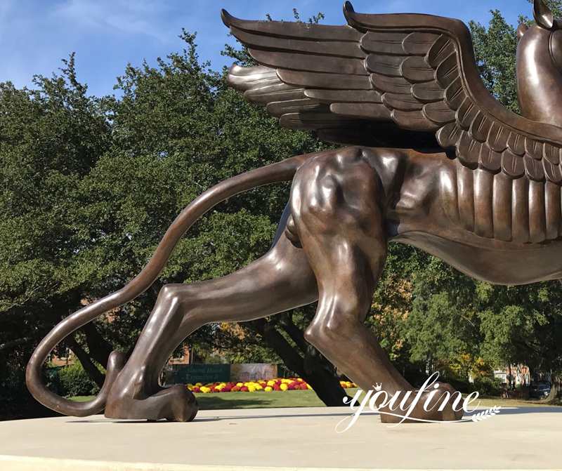 Griffin Statue Description