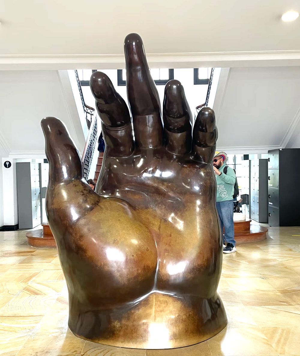 botero bronze hand sculpture patina details