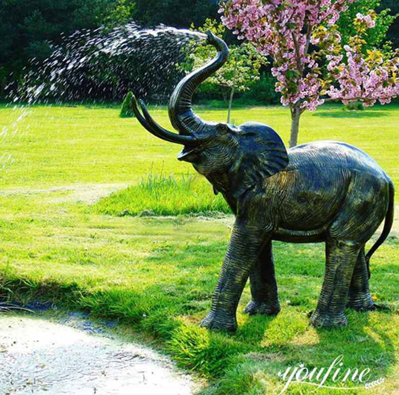 Elephant Pool Fountain Details