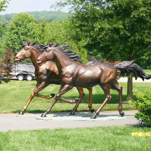 large horse Racecourse sculptures