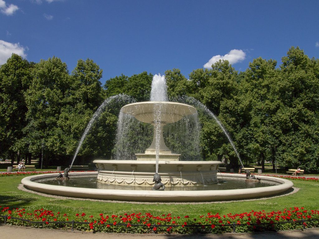 large marble water fountain (2)