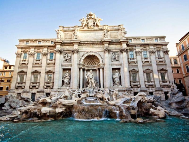 marble trevi fountain 01