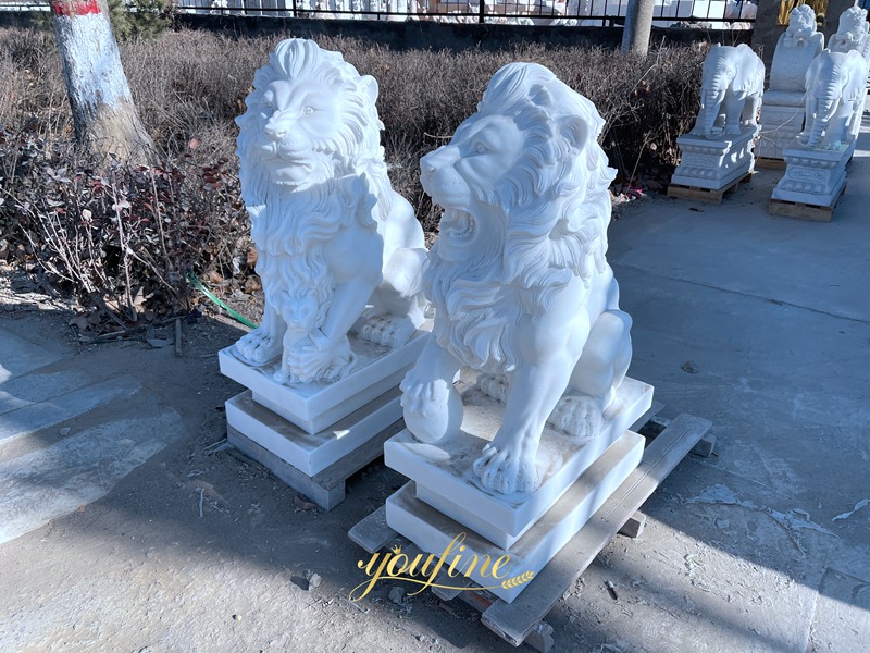 Hand Carved Lion Statues for Garden