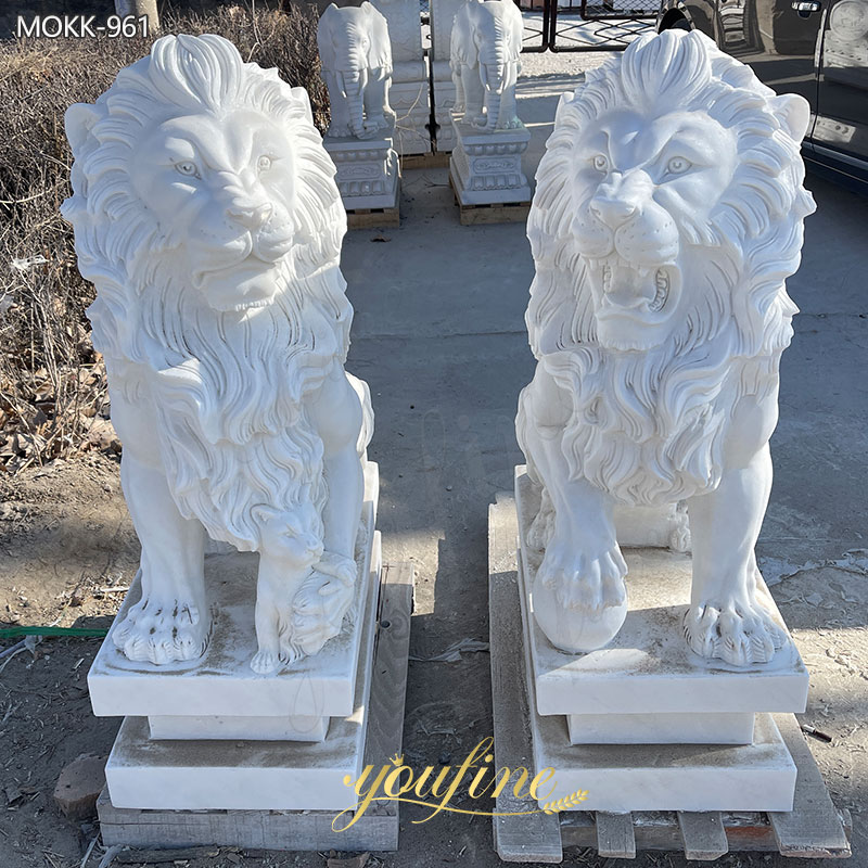 Lion Statue for Garden