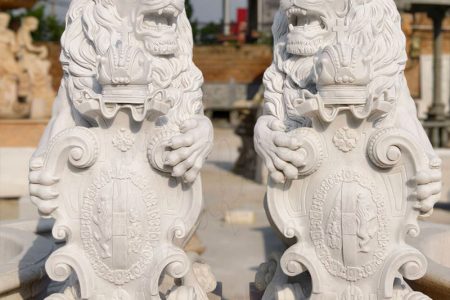 Lion Statue with Shield for Outside for Sale MOKK-877