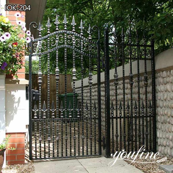 Introduction of Front Door Gate: