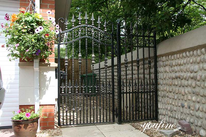 Introduction of Front Door Gate: