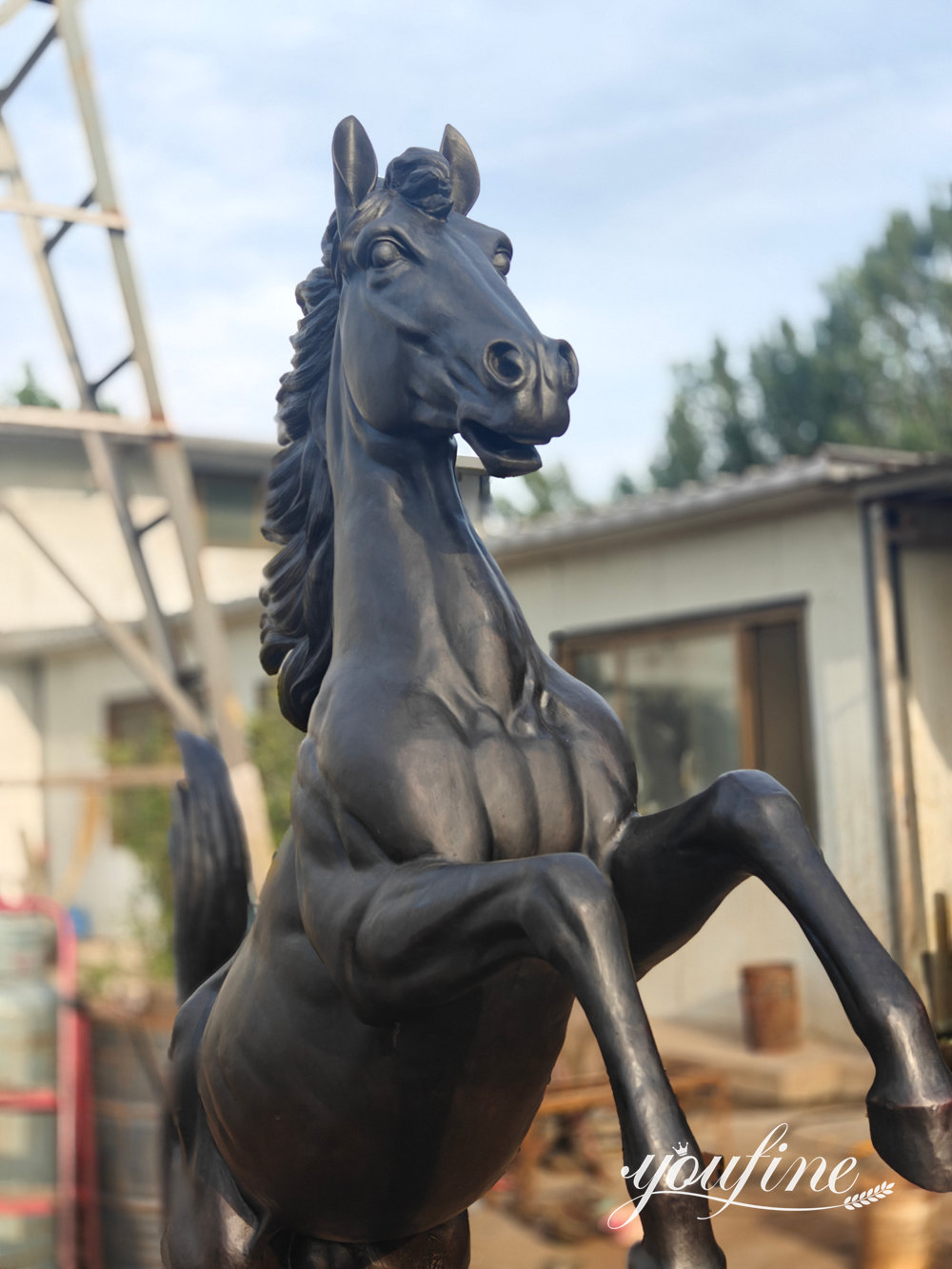 bronzen Ferrari-paardenbeeld, detailweergave