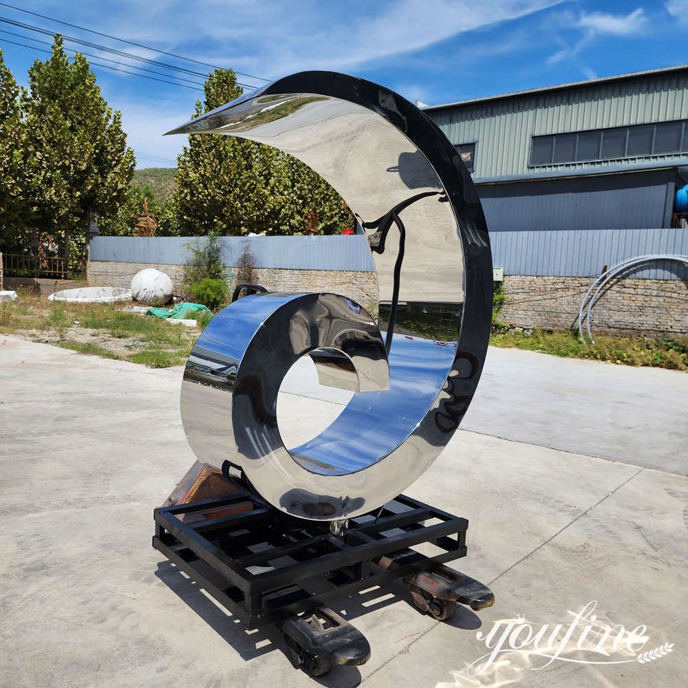 mirror polished metal fountain sculpture
