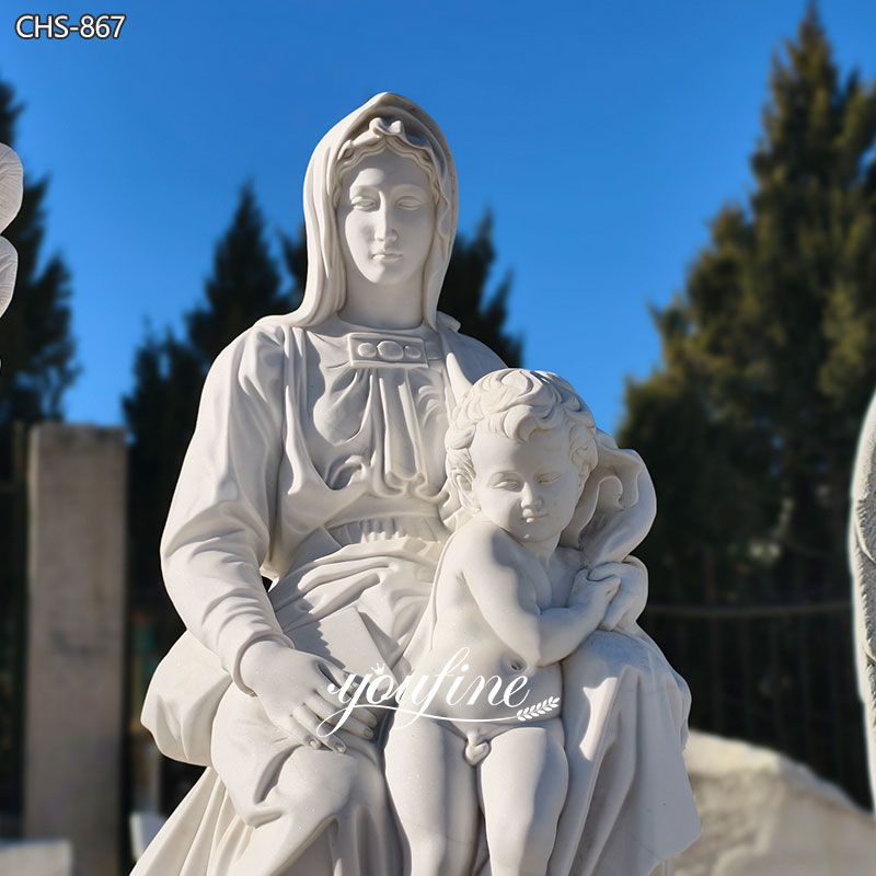 Statue de la Vierge de Bruges