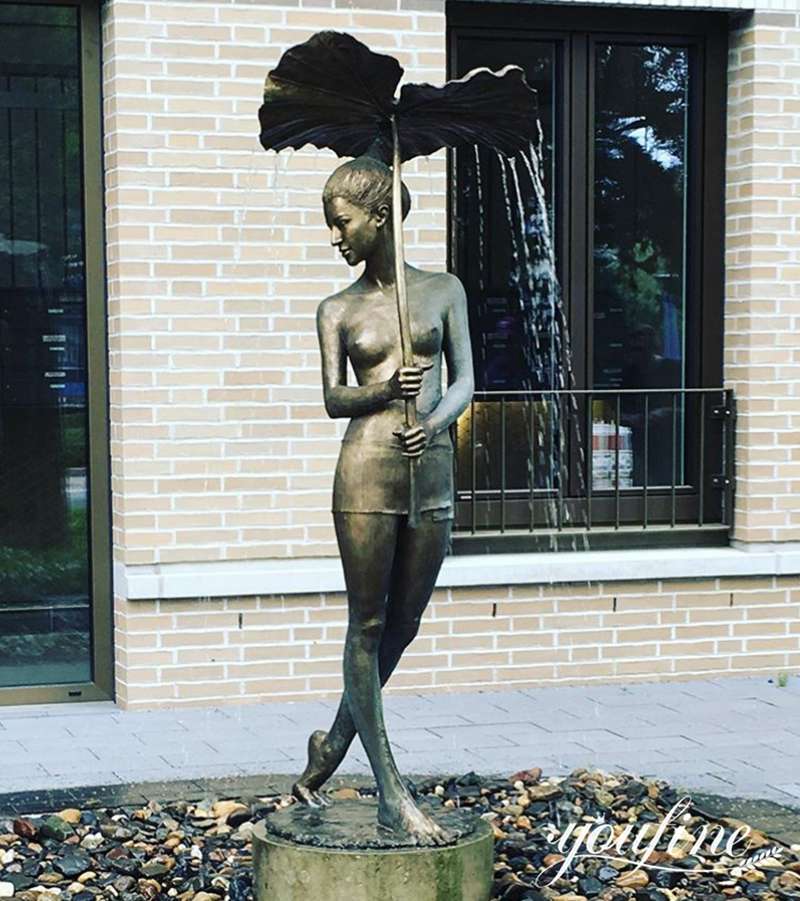 Life-size Bronze Statue Water Fountain With Lotus Leaf for