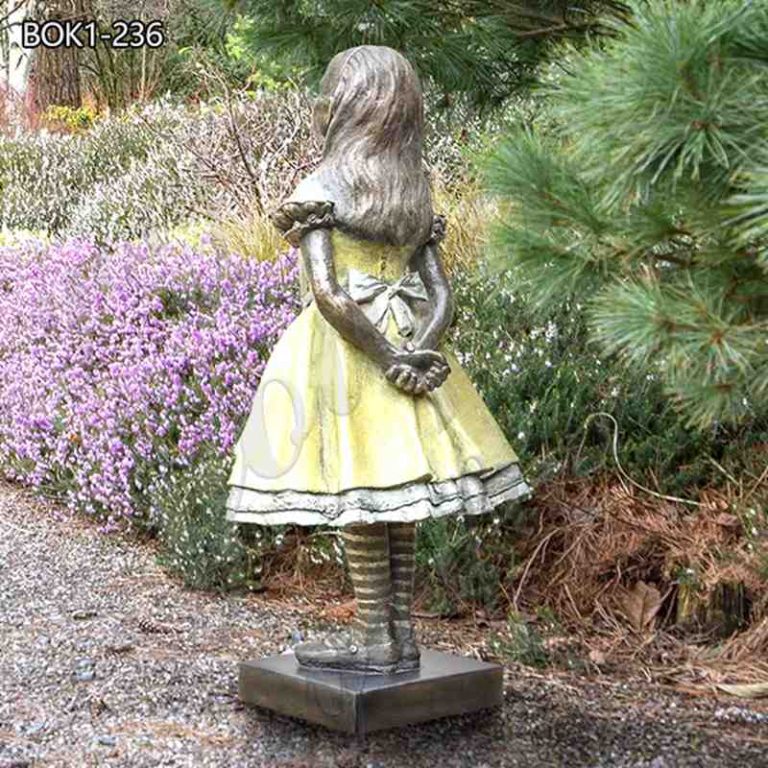 Most Beautiful Famous Statue Alice in Wonderland Characters BOK1236