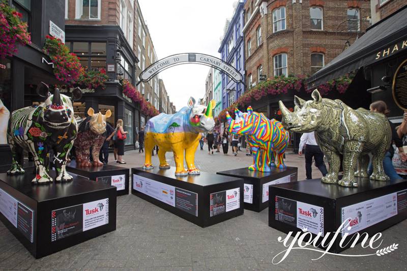 Bronze rhino sculpture-YouFine Sculpture