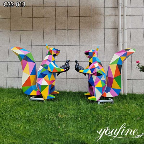 Geometric Colorful Metal Squirrel Sculpture Factory Supplier CSS-813
