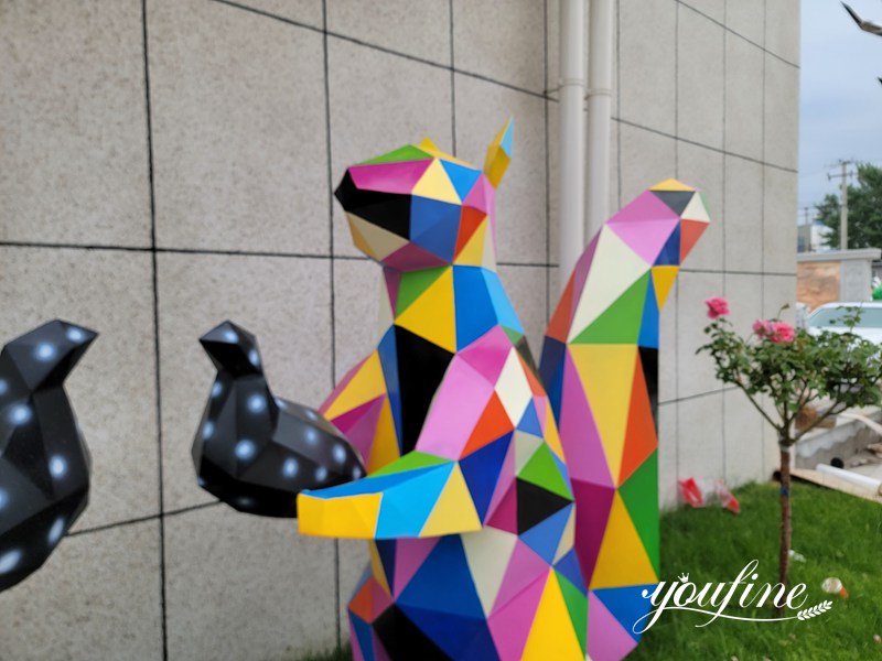 Metal Squirrel Sculpture - YouFine Sculpture (2)