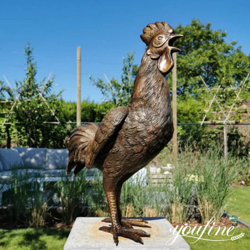 What Does a Rooster Statue Mean?