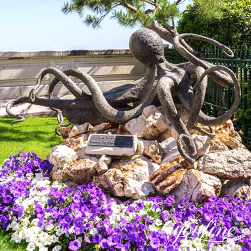 Details of Bronze Octopus Sculpture: