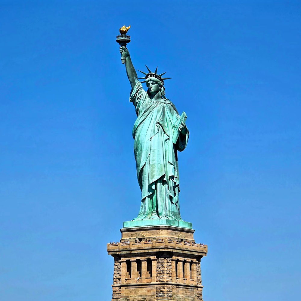 The Statue of Liberty: History, Symbolism, and Surprising Trivia
