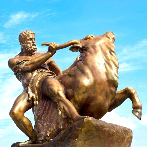 Kretan Bull bronze Statue art