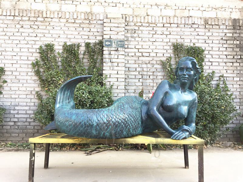 Bronze Patina Sexy Mermaid Statue