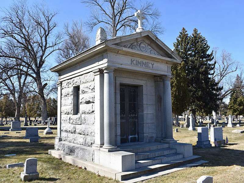 Private Mausoleum - YouFine Sculpture