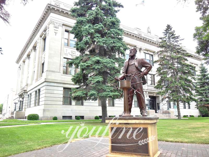 large sea captain statue-YouFine Sculpture