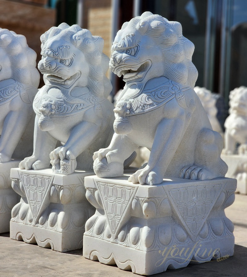 marble Chinese foo dog statue