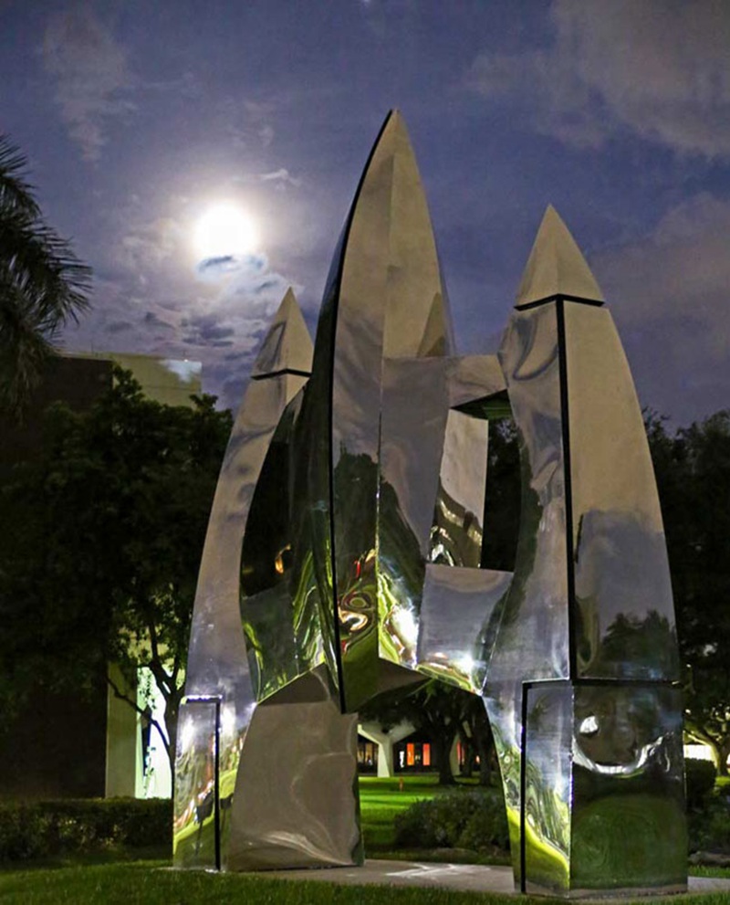 large rocket pubilc art sculpture - YouFine Sculpture